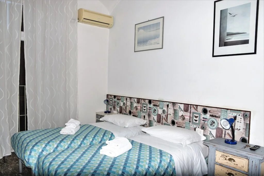 Silton’s Triple Room